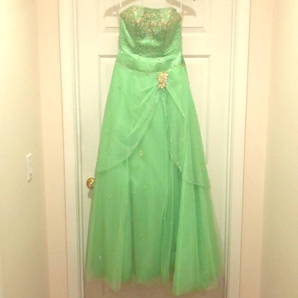 Lime green princess-style prom dress
